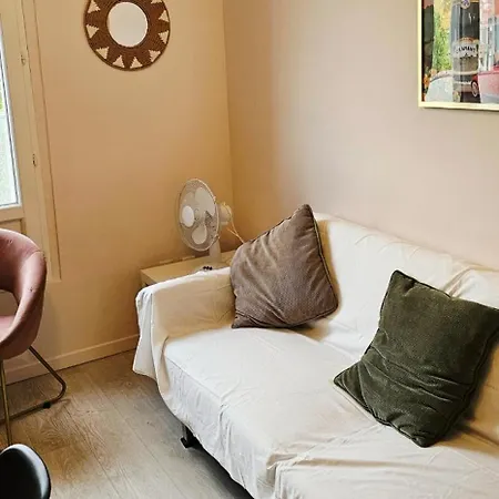 Apartman Lumineux Idealement Situe A Proximite Du Centre-ville, Parking Gratuit Dans Le Rue Épernay